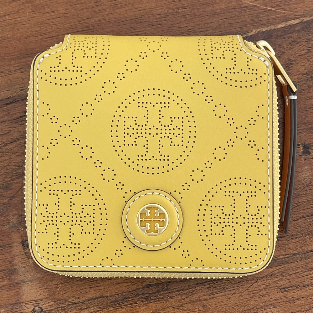 Tory Burch T Monogram Perforated Leather Bi-Fold Wallet Golden Sunset NWOT
